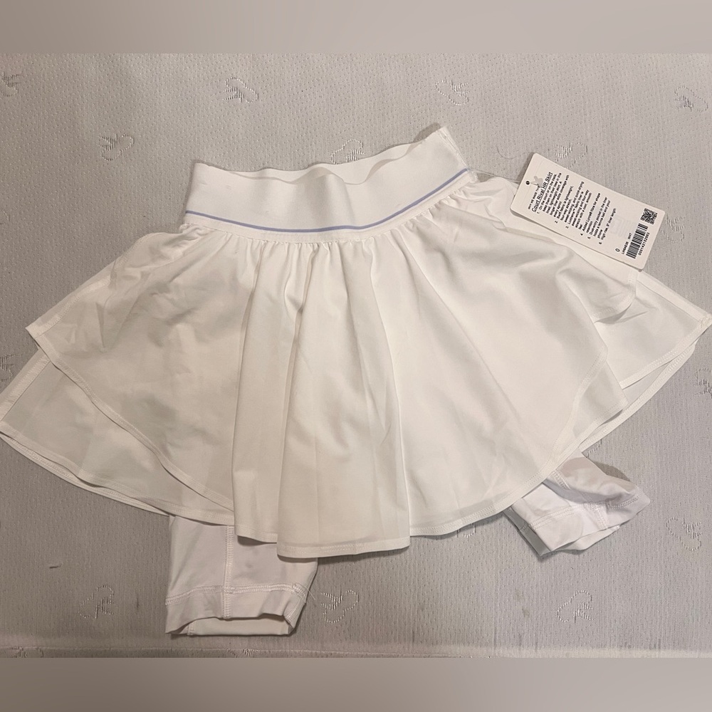 Lululemon court rival hr skirt